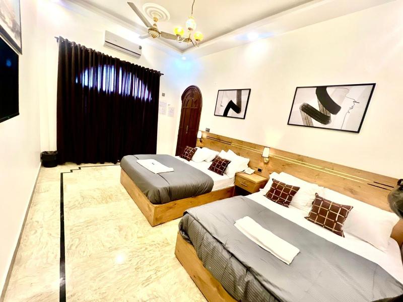 BNB Royal Inn Family-Stadium-karsaz-Airport - image 3
