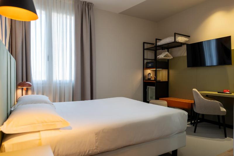 Elite Hotel & Spa - image 42