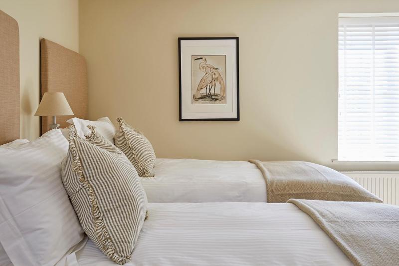 Double or Twin Room image 2