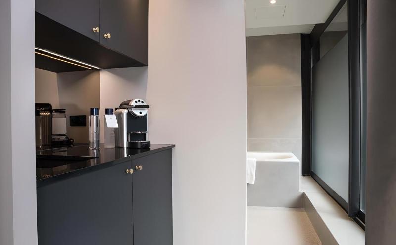 Superior Double Room with Terrace image 2