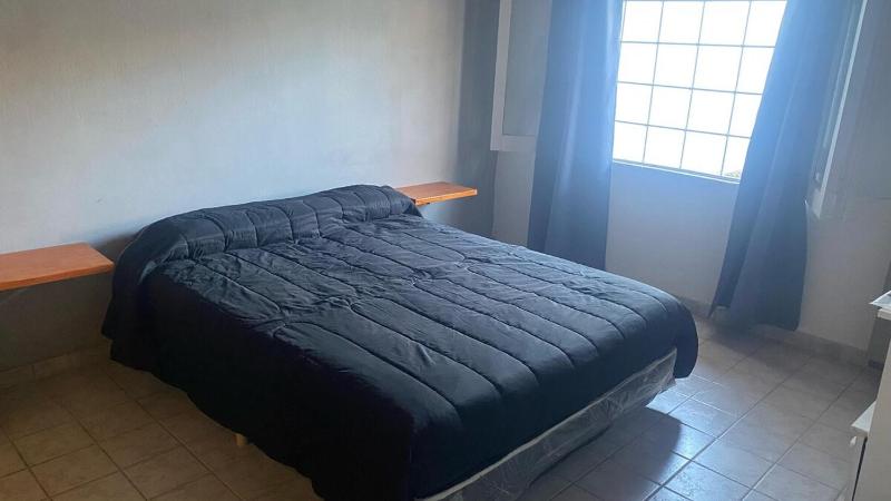 Casa a 3 cuadras del centro - image 3