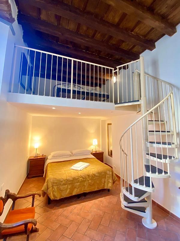 One-Bedroom Apartment image 2