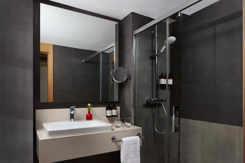 Superior Room image 4