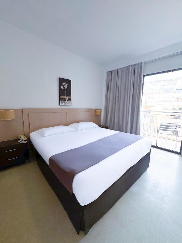 Superior Double Room image 1