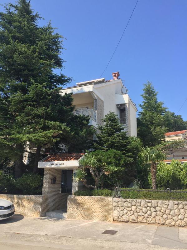 Apartments Villa Ana - image 2