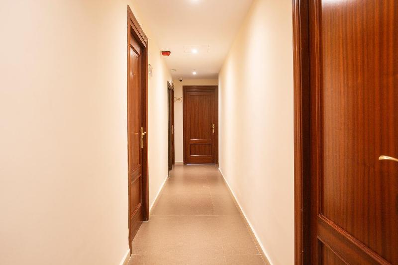 Hotel Playa Sol - image 2