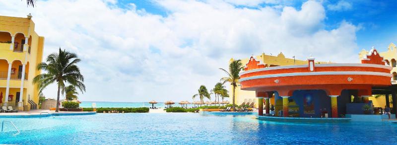 2BD Master Suite Beachfront Royal Hacienda Cancun - image 21
