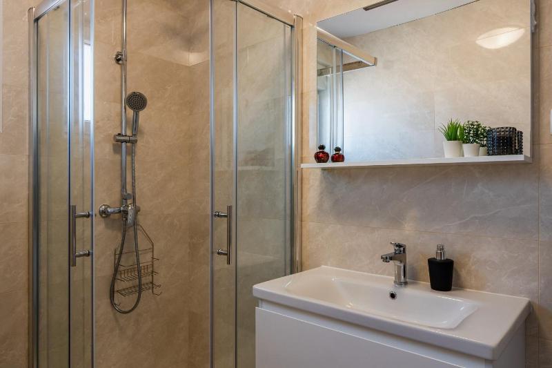 Apartments Lacic - image 12