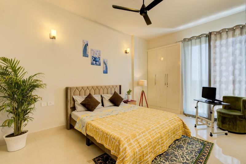 Brand New luxury 2bhk staycation - image 22