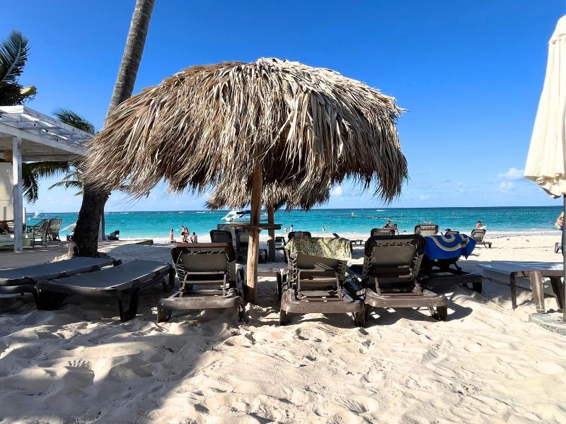 BeachFront Apartament - Private Beach Access - image 21