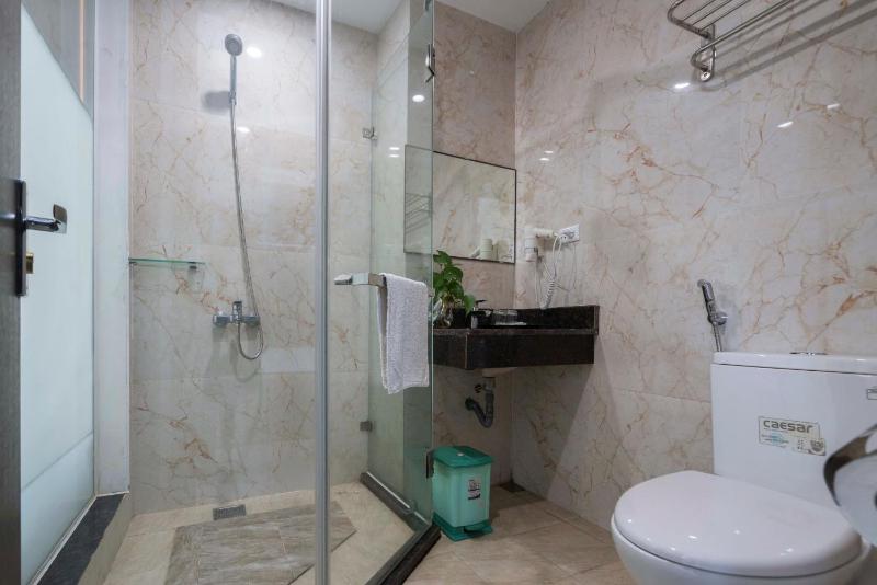 COCO Tuan Chau Hotel - image 7