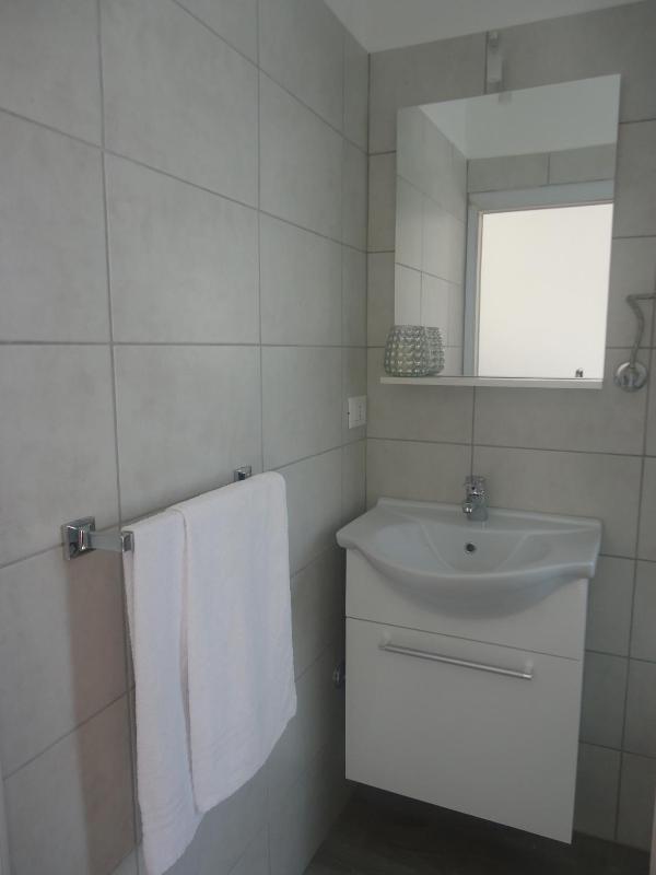 Quadruple Room with Balcony image 2
