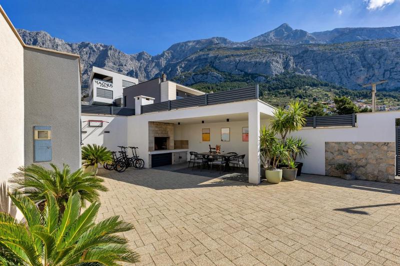 Villa Festina lente a luxury villa in Makarska heated pool - image 38