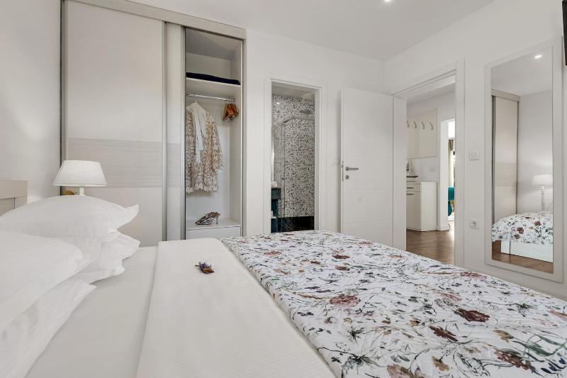 Villa Festina lente a luxury villa in Makarska heated pool - image 29