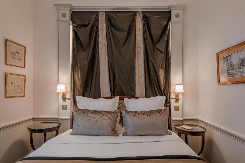 Superior Room image 4