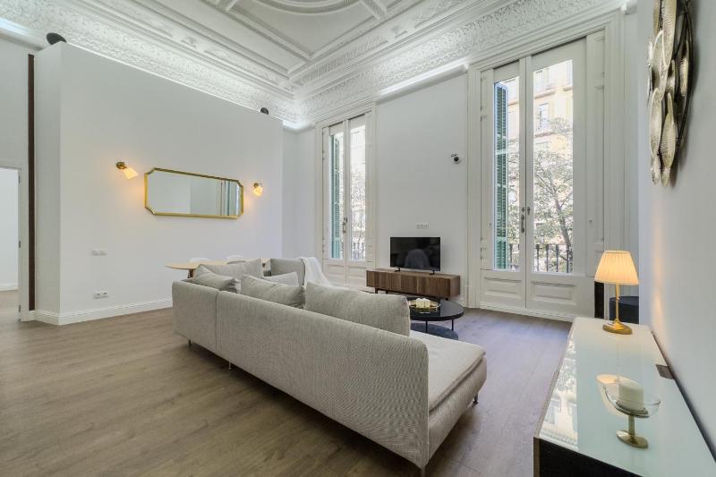 Precioso apartamento en Rambla Cataluña 35 - image 9