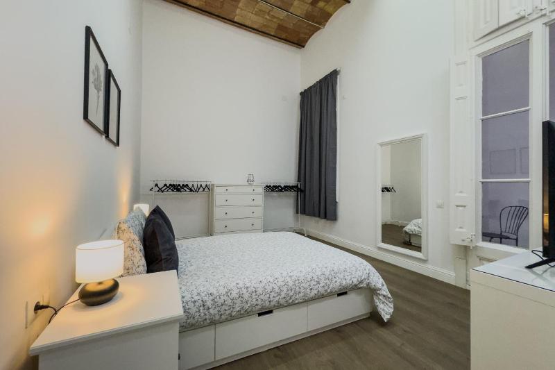 Precioso apartamento en Rambla Cataluña 35 - image 5
