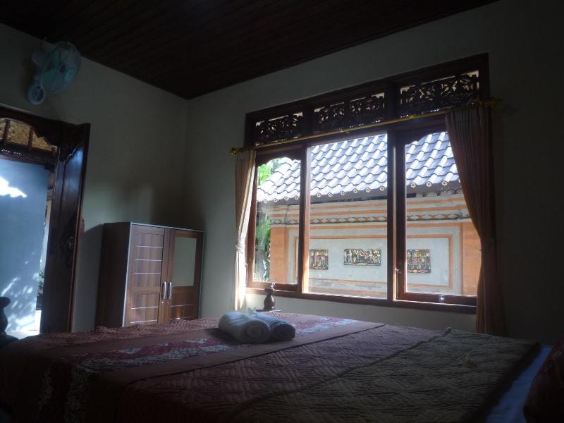 Shindu Home Stay - image 14