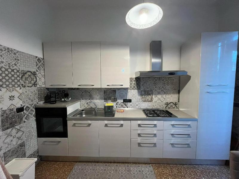 Charming Apartment in Genova - 70 m² - Parking Included - image 33