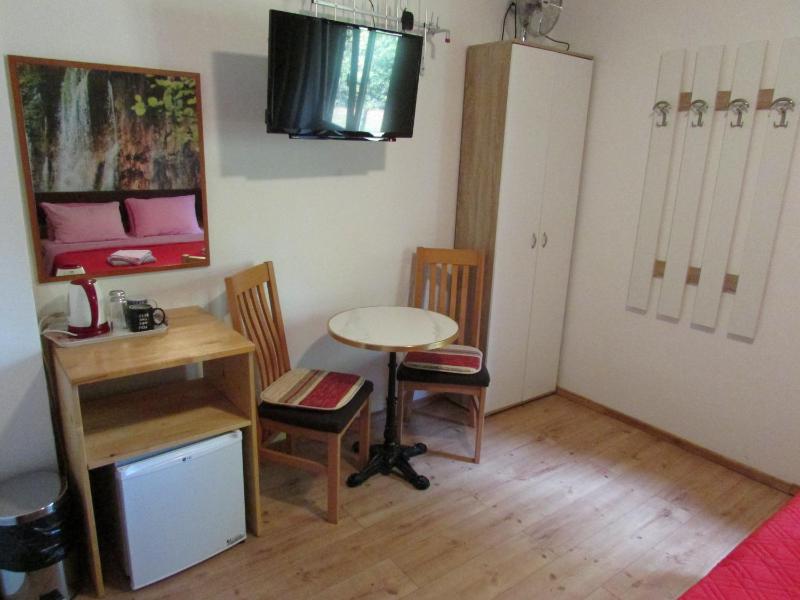 Double Room image 2