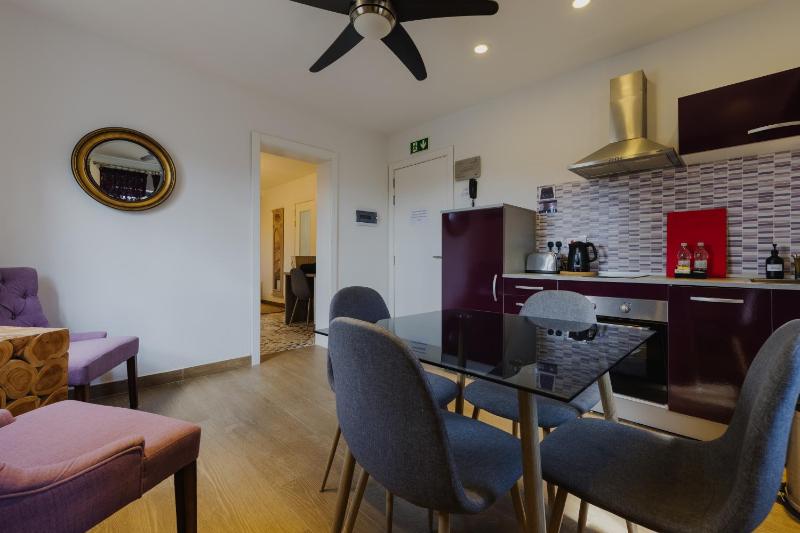 Jean de Valette Boutique Living - image 12