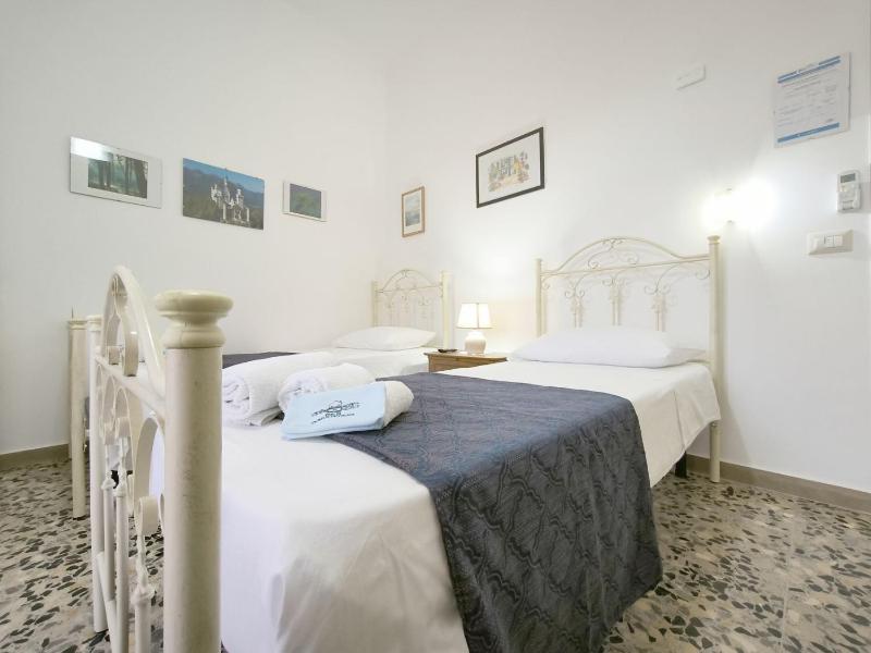 Budget Double or Twin Room image 3