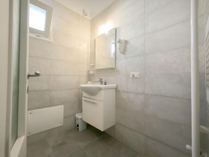 Single Room image 2