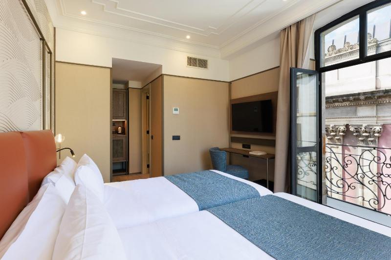 Superior Room image 1