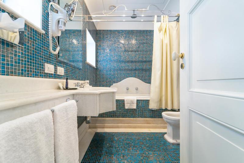 Deluxe Junior Suite image 1