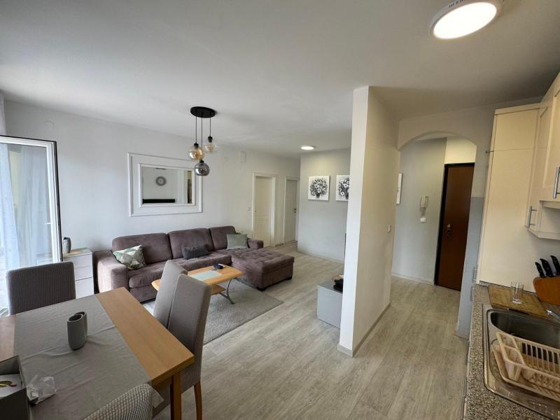 Apartment with Sea View image 4
