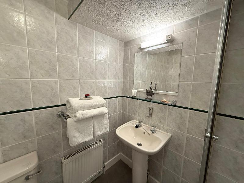 Triple Room image 3