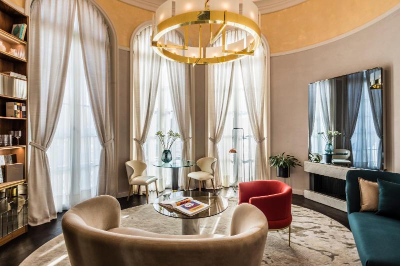 Heritage Suite image 2