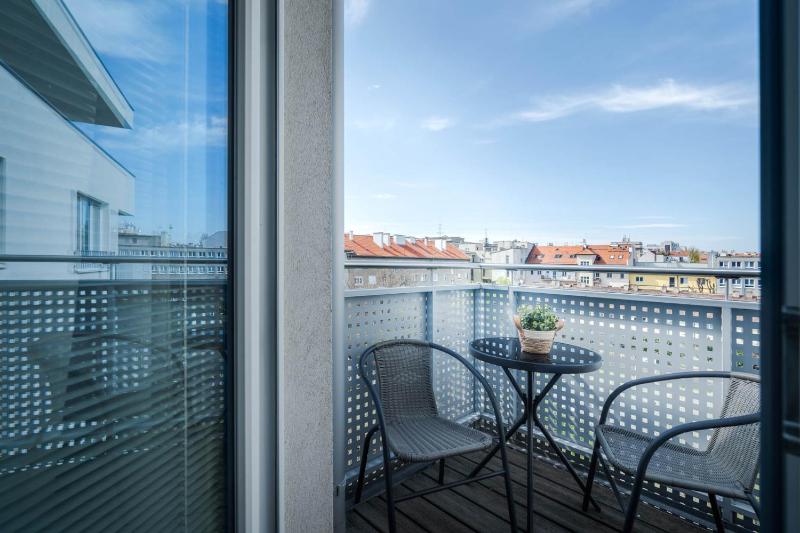 Apartment with Balcony image 4