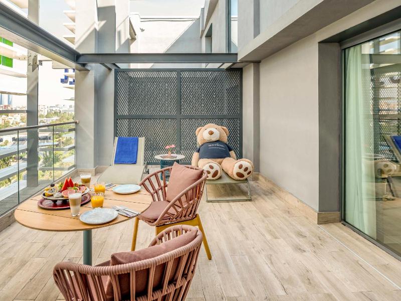 Deluxe Double Room with Terrace image 1