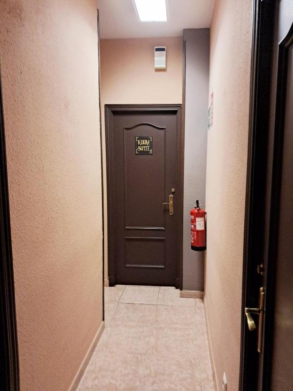 Standard Double Suite image 2