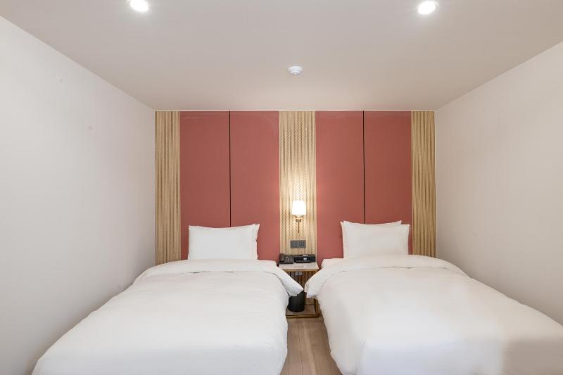 Hotel BELLUS - image 16
