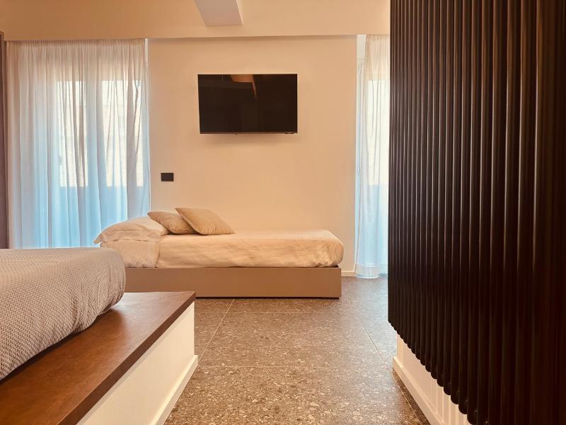 Elegance Rooms Cefalù - image 30