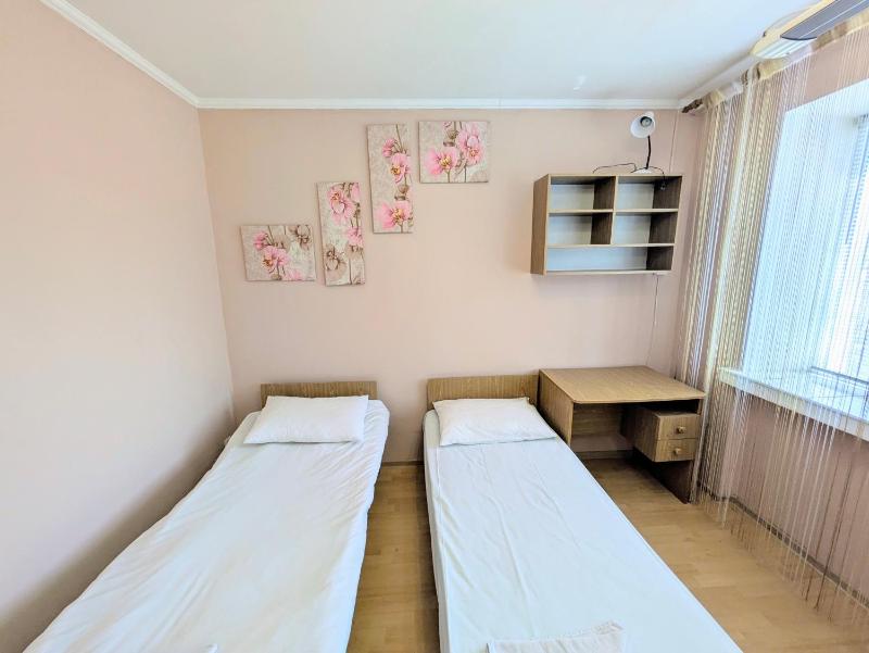 Deluxe Quadruple Room image 1