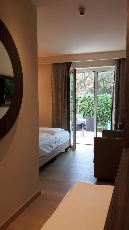 Triple Room image 2