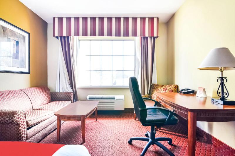 King Room image 4
