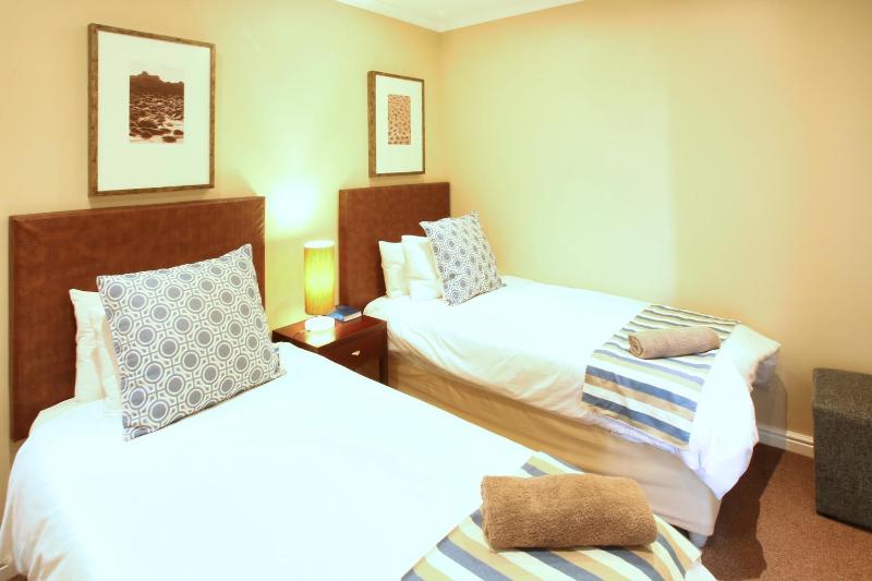 Ellefsen Golf Suite 106 Langebaan 4-sleeper - image 7