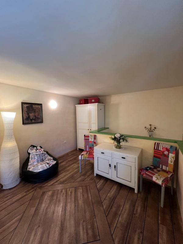 Apartment - Split Level image 4