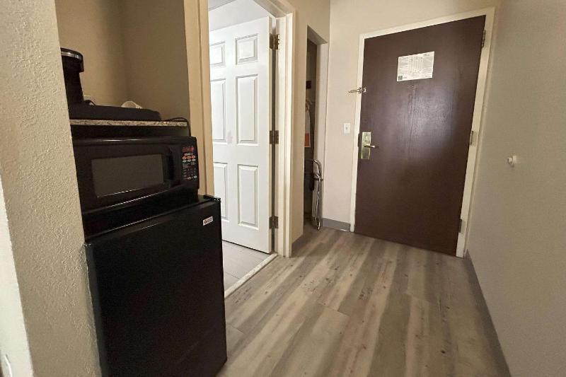 Double Room with Two Double Beds - Non-Smoking image 2