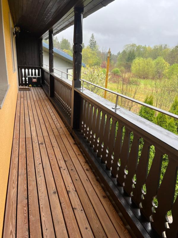 Queen Apartment with Balcony image 4