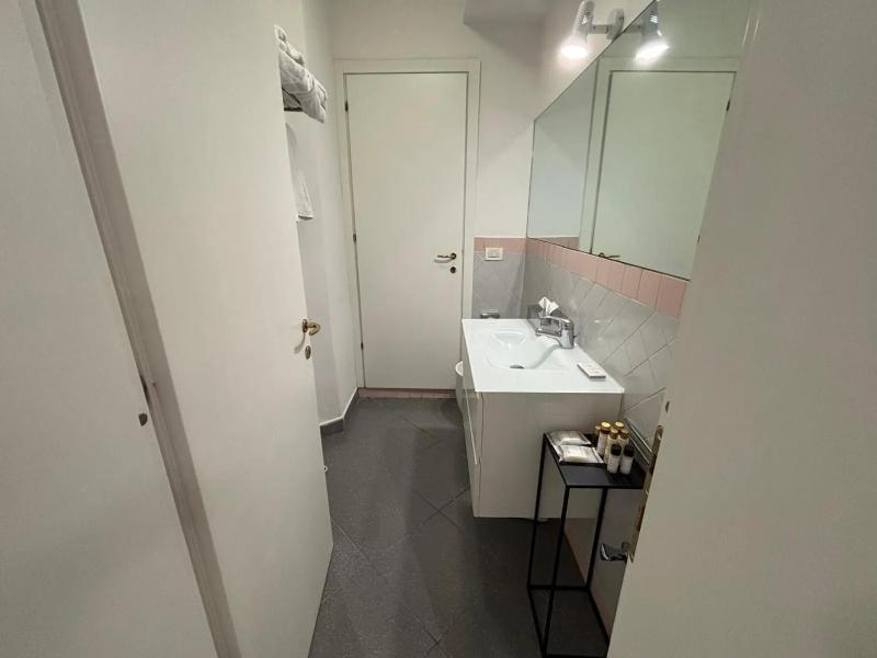 Classic Apartment image 4