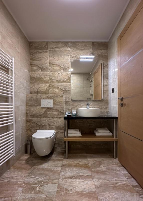 Deluxe Triple Room image 1