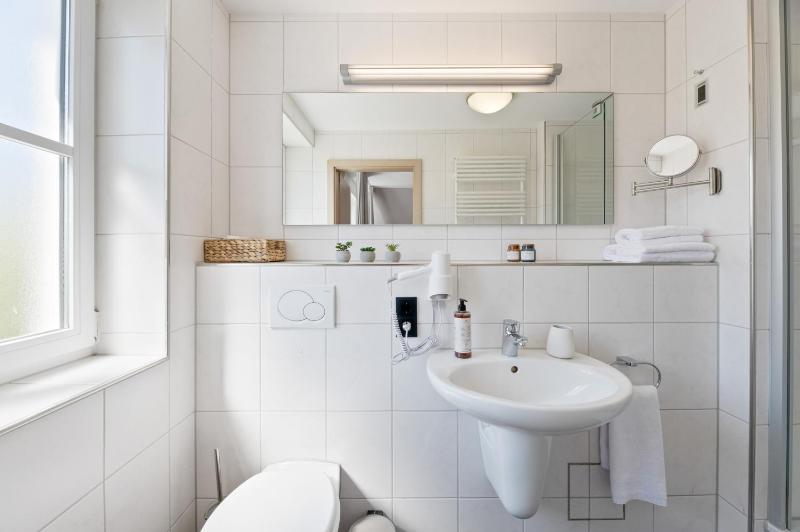 Double Room image 2