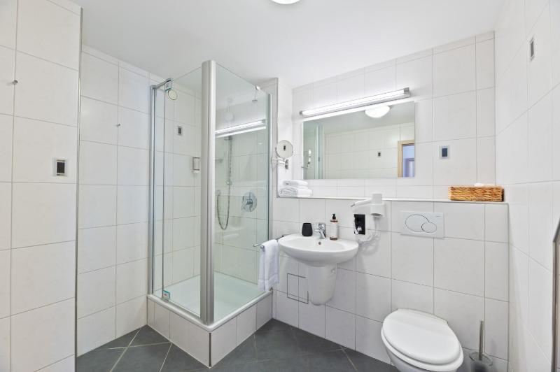 Apartment image 3