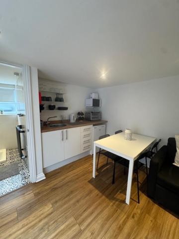 Valletta House Holiday Apartments - image 26