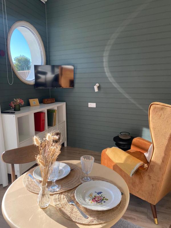 Deluxe Room with Terrace and Kitchen image 4